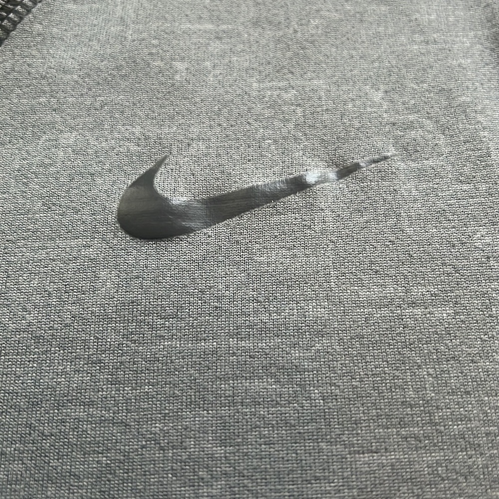 For Bundle - Mens Nike Dri-Fit top - Picture 3 of 6